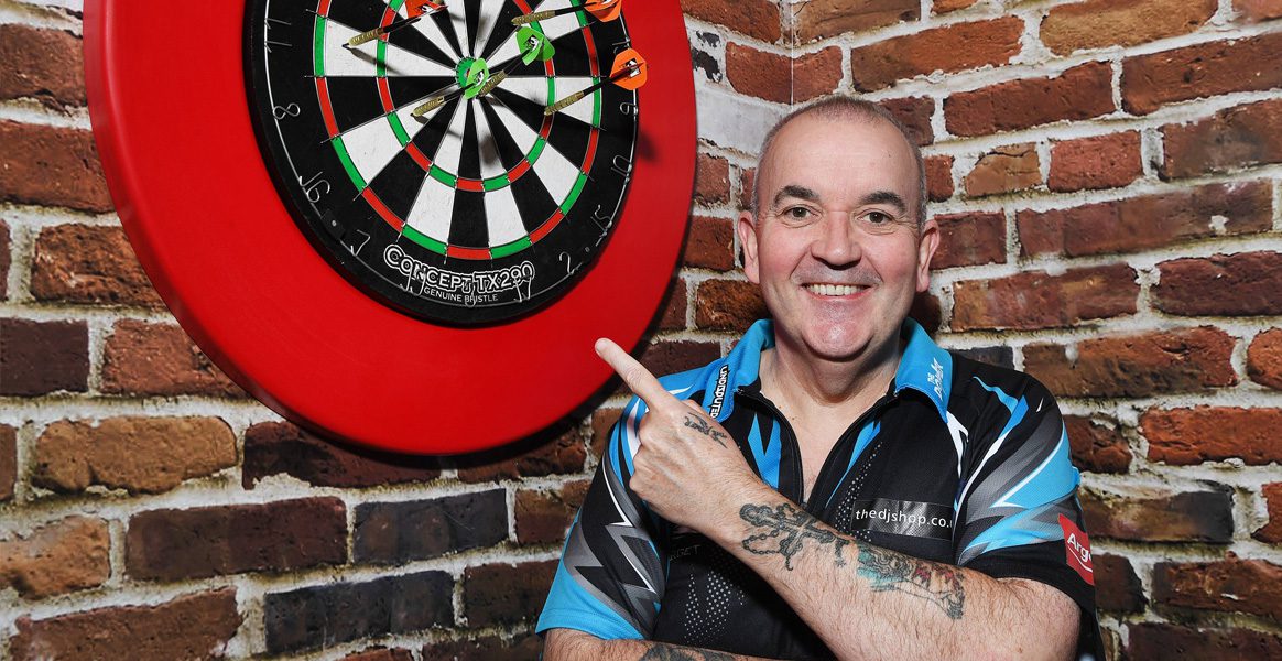 Phil Taylor oppermachtig in World Matchplay toernooi